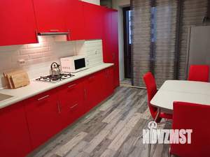 1-к квартира, посуточно, 42м2, 5/10 этаж