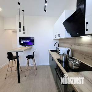 1-к квартира, посуточно, 37м2, 9/10 этаж