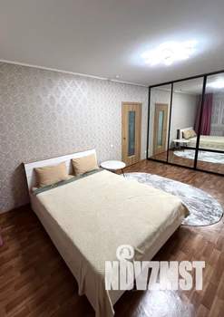 1-к квартира, посуточно, 38м2, 2/17 этаж