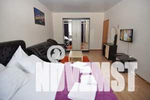 1-к квартира, посуточно, 42м2, 4/9 этаж