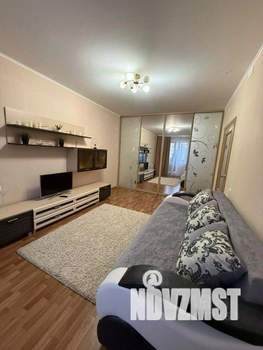 1-к квартира, посуточно, 38м2, 1/1 этаж