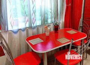 1-к квартира, посуточно, 39м2, 1/4 этаж