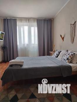 1-к квартира, посуточно, 39м2, 14/17 этаж