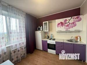 1-к квартира, посуточно, 40м2, 5/17 этаж