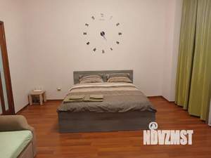 1-к квартира, посуточно, 48м2, 3/10 этаж