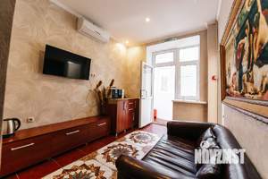 2-к квартира, посуточно, 40м2, 1/8 этаж