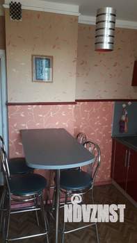 1-к квартира, посуточно, 40м2, 8/10 этаж