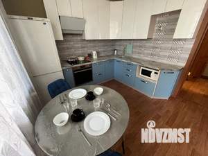 1-к квартира, посуточно, 49м2, 6/17 этаж