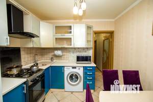 1-к квартира, посуточно, 36м2, 8/9 этаж