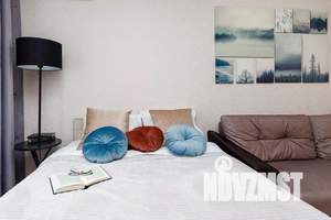 1-к квартира, посуточно, 39м2, 7/18 этаж