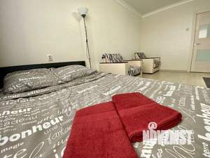 1-к квартира, посуточно, 37м2, 1/1 этаж