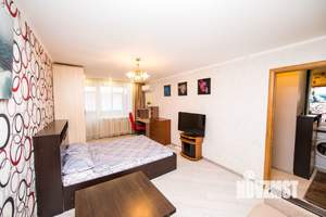 1-к квартира, посуточно, 34м2, 6/9 этаж