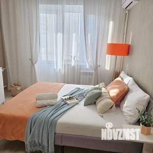 1-к квартира, посуточно, 37м2, 1/1 этаж