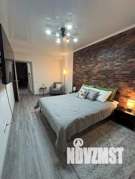 1-к квартира, посуточно, 43м2, 3/10 этаж