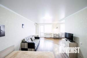 1-к квартира, посуточно, 38м2, 1/1 этаж