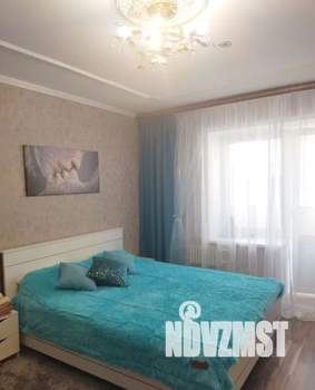 1-к квартира, посуточно, 38м2, 7/9 этаж