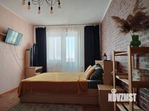 1-к квартира, посуточно, 38м2, 10/17 этаж