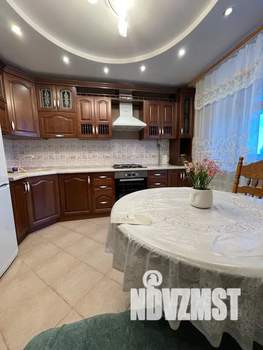 1-к квартира, посуточно, 45м2, 4/10 этаж