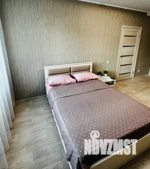 1-к квартира, посуточно, 40м2, 10/17 этаж