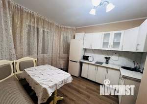 2-к квартира, посуточно, 57м2, 8/17 этаж