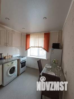 1-к квартира, посуточно, 33м2, 3/5 этаж