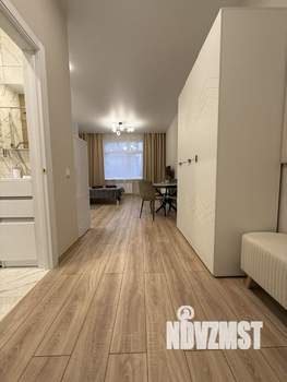 Студия квартира, посуточно, 28м2, 1/8 этаж