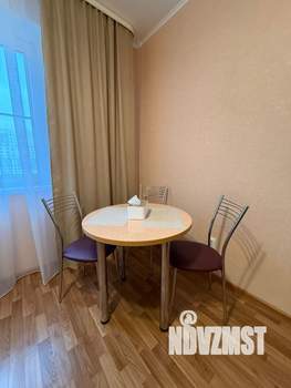 1-к квартира, посуточно, 38м2, 7/17 этаж