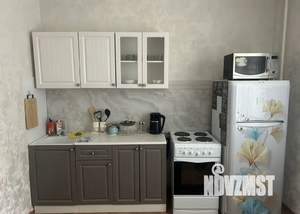 1-к квартира, посуточно, 37м2, 1/17 этаж