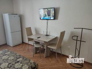 Студия квартира, посуточно, 25м2, 1/10 этаж