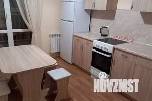 1-к квартира, посуточно, 42м2, 3/17 этаж