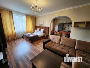 Студия квартира, посуточно, 52м2, 2/10 этаж