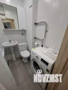 1-к квартира, посуточно, 37м2, 8/10 этаж