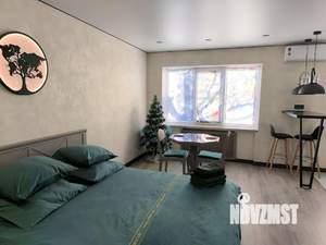 Студия квартира, посуточно, 40м2, 1/5 этаж
