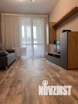 1-к квартира, посуточно, 38м2, 8/18 этаж