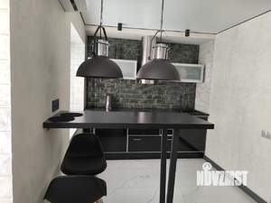 Студия квартира, посуточно, 40м2, 1/5 этаж