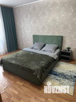 1-к квартира, посуточно, 40м2, 5/17 этаж