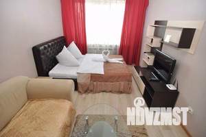 1-к квартира, посуточно, 37м2, 18/18 этаж