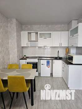 1-к квартира, посуточно, 37м2, 1/10 этаж