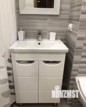 1-к квартира, посуточно, 40м2, 10/17 этаж