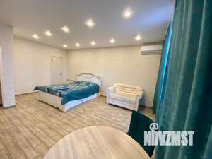 Студия квартира, посуточно, 33м2, 4/4 этаж