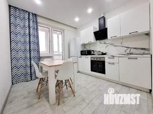 1-к квартира, посуточно, 37м2, 1/1 этаж