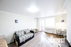 Студия квартира, посуточно, 37м2, 7/9 этаж