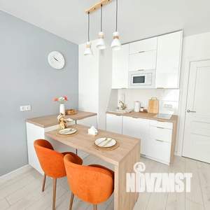 Студия квартира, посуточно, 28м2, 12/19 этаж