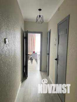 1-к квартира, посуточно, 44м2, 10/10 этаж