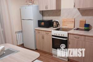 1-к квартира, посуточно, 39м2, 14/17 этаж