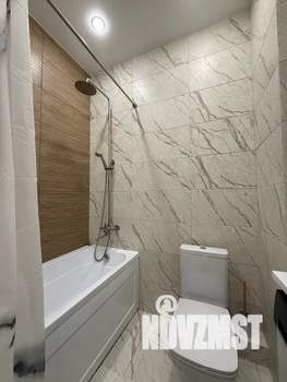 Студия квартира, посуточно, 28м2, 1/8 этаж