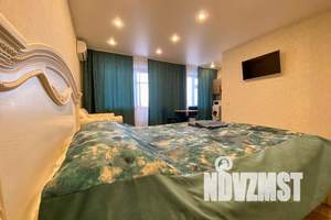 1-к квартира, посуточно, 33м2, 4/4 этаж