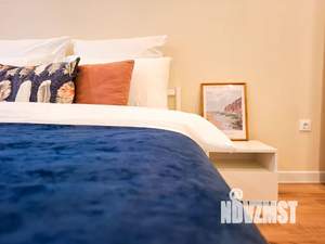 2-к квартира, посуточно, 42м2, 8/18 этаж