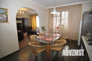 1-к квартира, посуточно, 50м2, 2/10 этаж