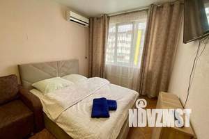 1-к квартира, посуточно, 37м2, 8/10 этаж